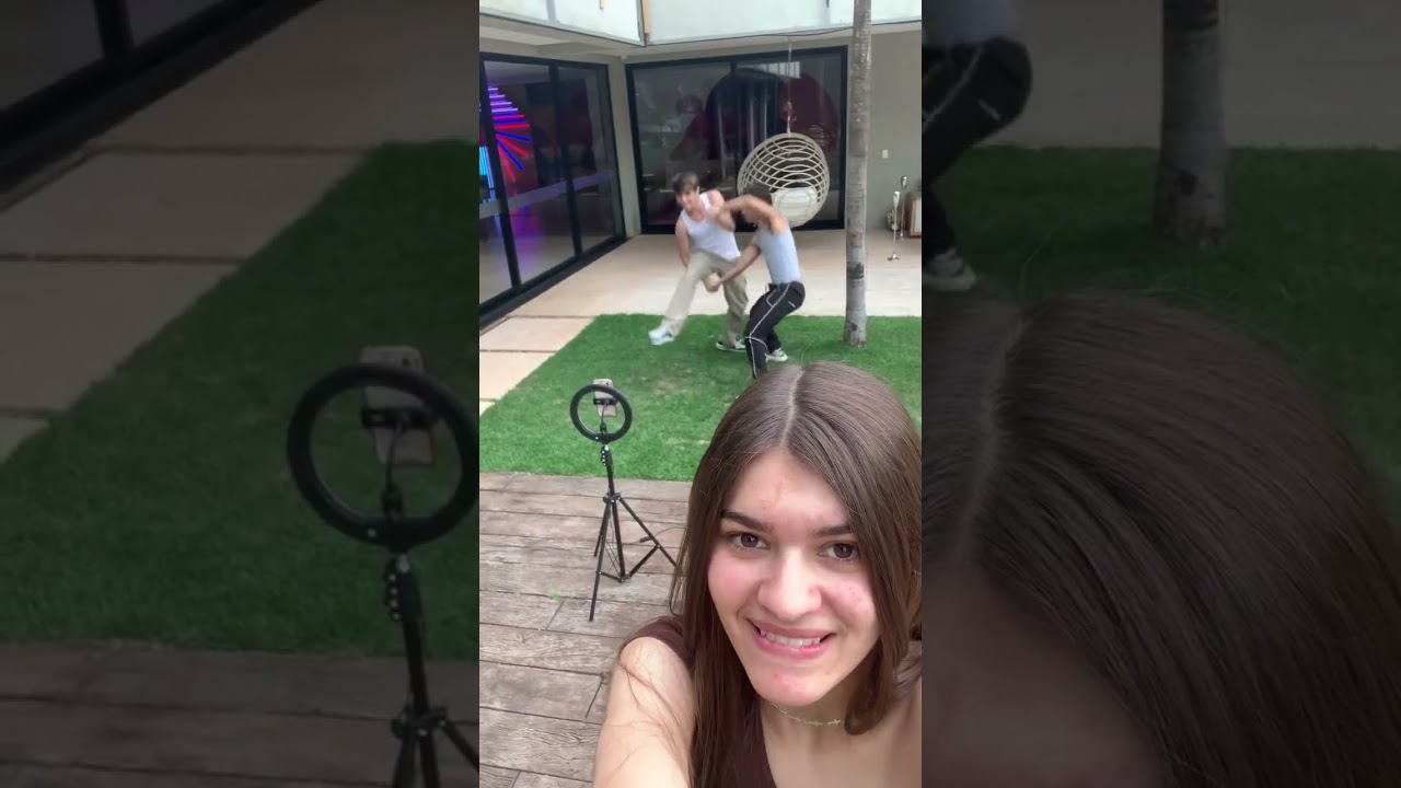 Ela vira mortal trend