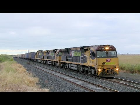 MP1 Aurizon (QRNational) Container Freight - PoathTV Australian Trains & Railways