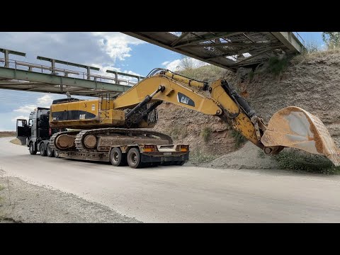 Transporting The Caterpillar 385C Excavator On Site - Fasoulas Heavy Transports