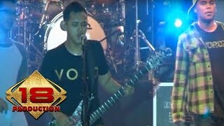 Download lagu (Live) BONDAN & FADE 2 BLACK - BUNGA @Konser Denpasar Bali 21 September 2013 mp3