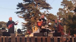 EMMYLOU HARRIS - &quot;The Boxer&quot; (Simon &amp; Garfunkel cover) 10/2/16