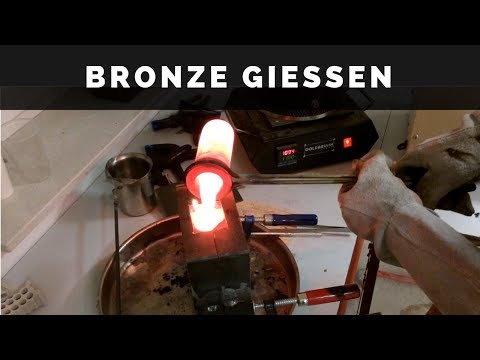 Schmuck und Kunst in Handarbeit - Bronze gießen