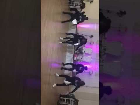 Wakali group Wakionesha Uwezo Waho Mbele ya diamond platnumz.