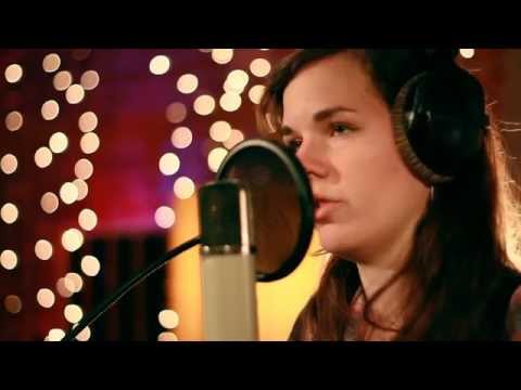 In Session: Tiny Ruins - Priest with Balloons