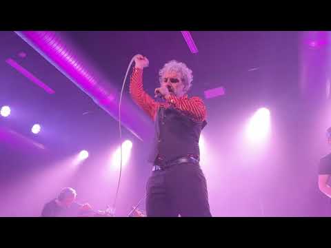 LEON BENAVENTE - En El Festín (Live Sevilla 2025)