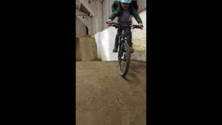 Henry Ruskin hits the DJ barn