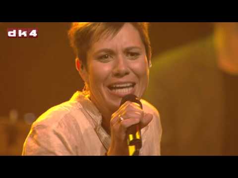 Dansktop talent 2015 (7) - Tina Koldsø: "Ved landsbyens gadekær"