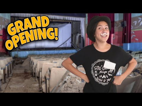 JILLIAN OPENS A MOVIE THEATER DURING QUARANTINE!!!
