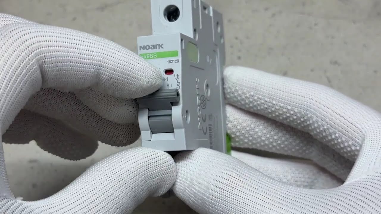 Автоматичний вимикач NOARK Ex9BS 1P 6A 4,5kA C (102120)