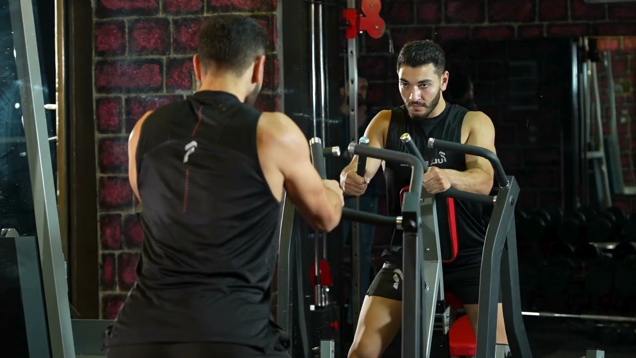 Seated Rowing Machine Close Grip exercise