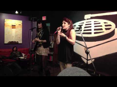 The Dirty Bows - Live @ Funk 'n Waffles 10/29/2011