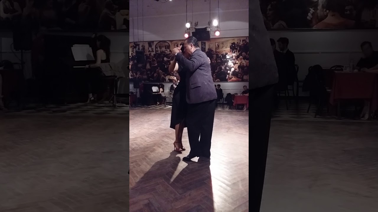 Natacha Poberaj y Jesús Velazquez