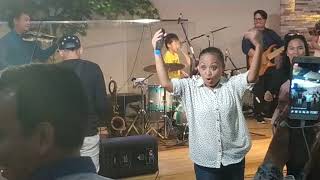 Download lagu Zach Danson jamming with Indonesian Gospel Musicians Club @GSPDI House of Filadelfia Belleza mp3