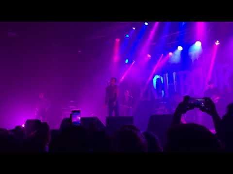 The Neighbourhood - Daddy Issues live in Berlin 04.02.2019