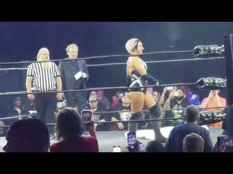 LIVE: Lady Frost vs Mariah May Entrances - BCW 3-26-22
