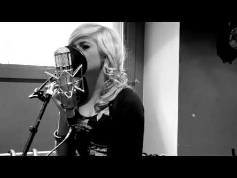 Pixie Lott - 'Use Somebody' ( Kings Of Leon Acoustic Cover)