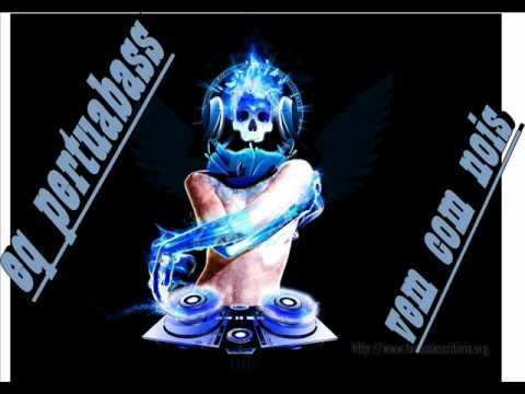 Dj Lucas Ebone Ft Mc Nenê Sobe e Desce (Eq Pertubass)