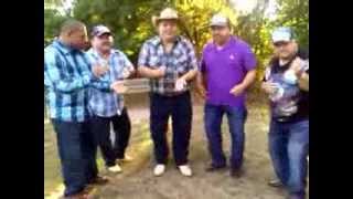 Los Razos De Reynaldo singing Mi Gordis to me(: