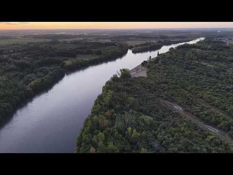 Choele Choel – Vuelo sobre el Río Negro al Atardecer (Drone)