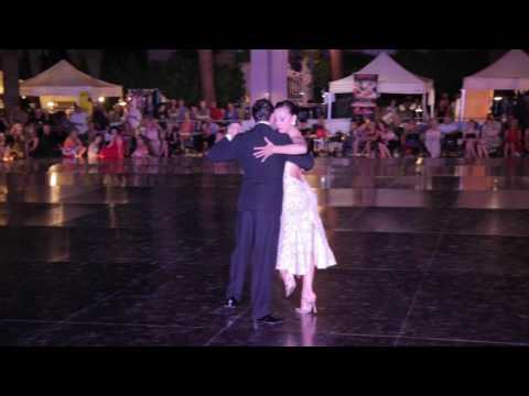  Neri Piliu  and  Yanina Quiñones  are  dancing  to  "  Derrotado  "  by  Carlos di Sarli  at  Elba Tango Festival  in  2015