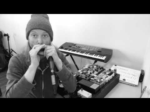 Triplets on harmonica