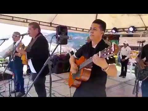 Desde laureles santa fe de Antioquía CHALO González y selección parrandera 