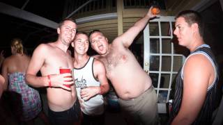 Minus The Bear - "Pantsuit... Uggghhh"