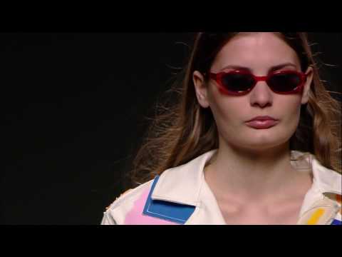 DESFILE OUTSIDERS DIVISION