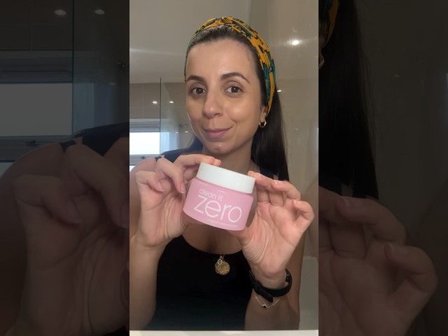 Vídeo relacionado con BANILA CO Bálsamo limpiador clarificante Clean it Zero Pore | Desmaquillante coreano, limpiador facial para pieles grasas y con acné | Vegano | Elaborado con AHA-PHA y extracto de árbol de té