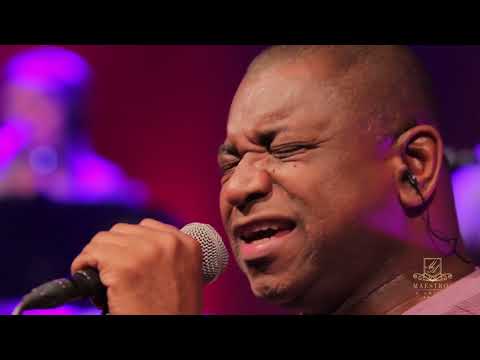 #clipeoficial #gospelsound #música  Álvaro Tito - Cristo é Vida - DVD Maestros e Amigos