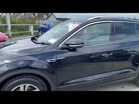 Volkswagen T-Roc 1.0TSI 110BHP R-LINE WITH REAR VI - Image 2