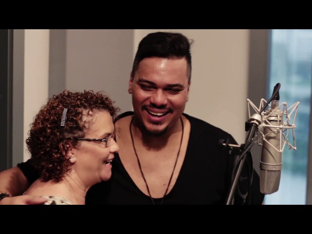 Sorriso Maroto 
Na Rádio Disney Apresentação Locutora Mônika