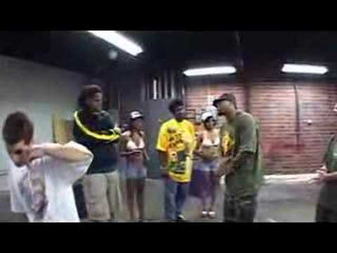 Sonny Bamboo & Half Blown vs Whisper & Ishues