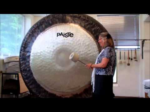 Judy Strauss 80 inch Paiste Gong.wmv