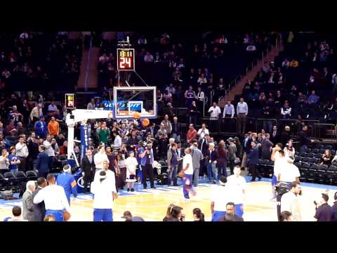 Pregame warmups prior to Jeremy Lin's first NBA start; Jazz at Knicks, February 6, 2012