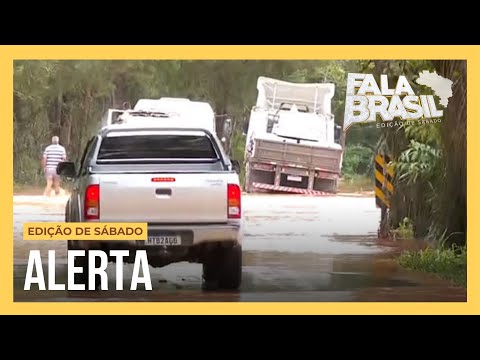 Chuva gera estrago em Monteiro Lobato; equipe do Fala Brasil fica presa em estrada por conta da água