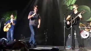 Ukrainian guy singing Rockstar with Nickelback 10.09.2016 Kaunas
