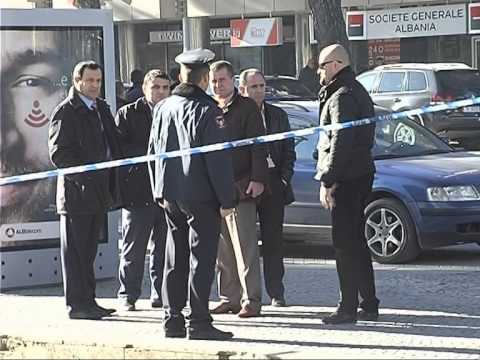 TRITOL NE KRYEMINISTRI EKSPLOZIVI U GJET NE AUTOMJETIN E PREFEKTIT TE VLORES LAJM