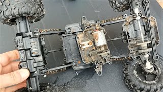 Dual Motor RC Buggies vs RC Cars with Transmission Box. Which RC Crawlers are Better? Pros and Cons.
