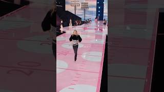 Download lagu Summer dirx for victoria secret 2025 mp3