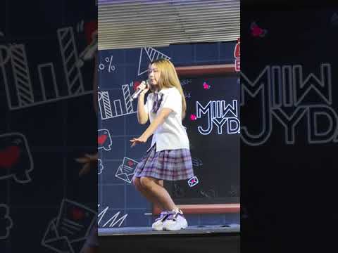 VID4908  Miiw Jydaa  - ห่างกันไว้ก่อน IDOL Exchange Back to School in Love @ MBK #GachikoiidolClub