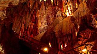 preview picture of video 'Cuevas de Valporquero'