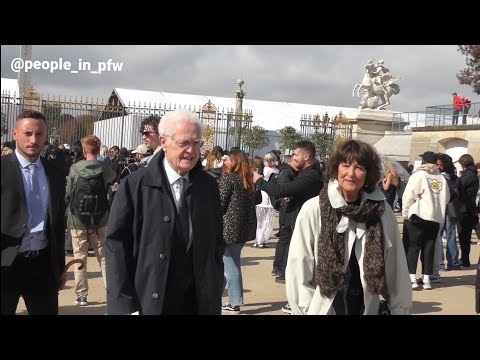 Lionel Jospin (ancien Premier Ministre) et sa femme - Défilé Dior Printemps/Eté 2023 - 27.09.2022