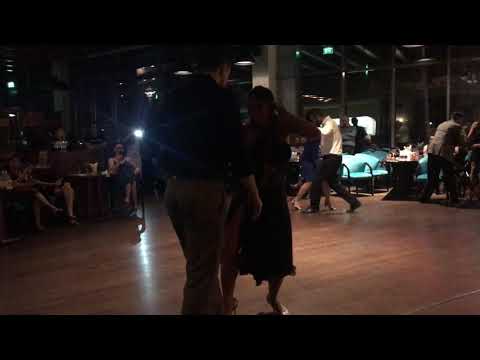 Milonga El Fanatico - Dubai, Alejandra Mantiñan y Michalis Karatsioris 5/5