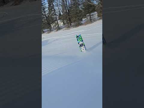 Snow boating with the Traxxas M41 🔥🔥🔥 Crazy jump! 😬🫣😂 #traxxas #m41 #boating #snow #jump #rc #shorts