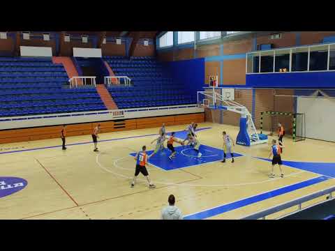 KK Apač - KK Radnički VA  68 : 80