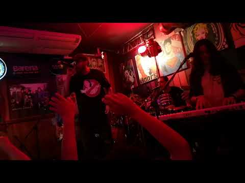 ACHKIRIK - SALTANDO (WAHIOS BARRANCO)