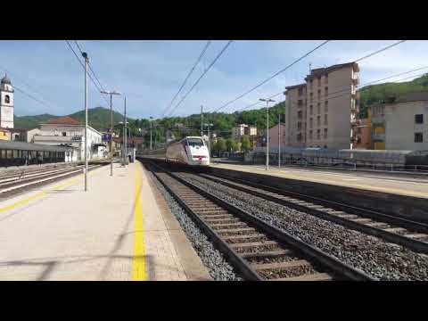 Transito InterCity doppia E414 Frecciabianca