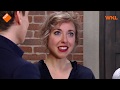Dragons' Den: Tweelingzussen zoeken investering voor app met online oppasservice