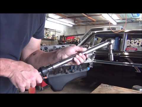 460 Rebuild Part 16 Torqueing the head bolts